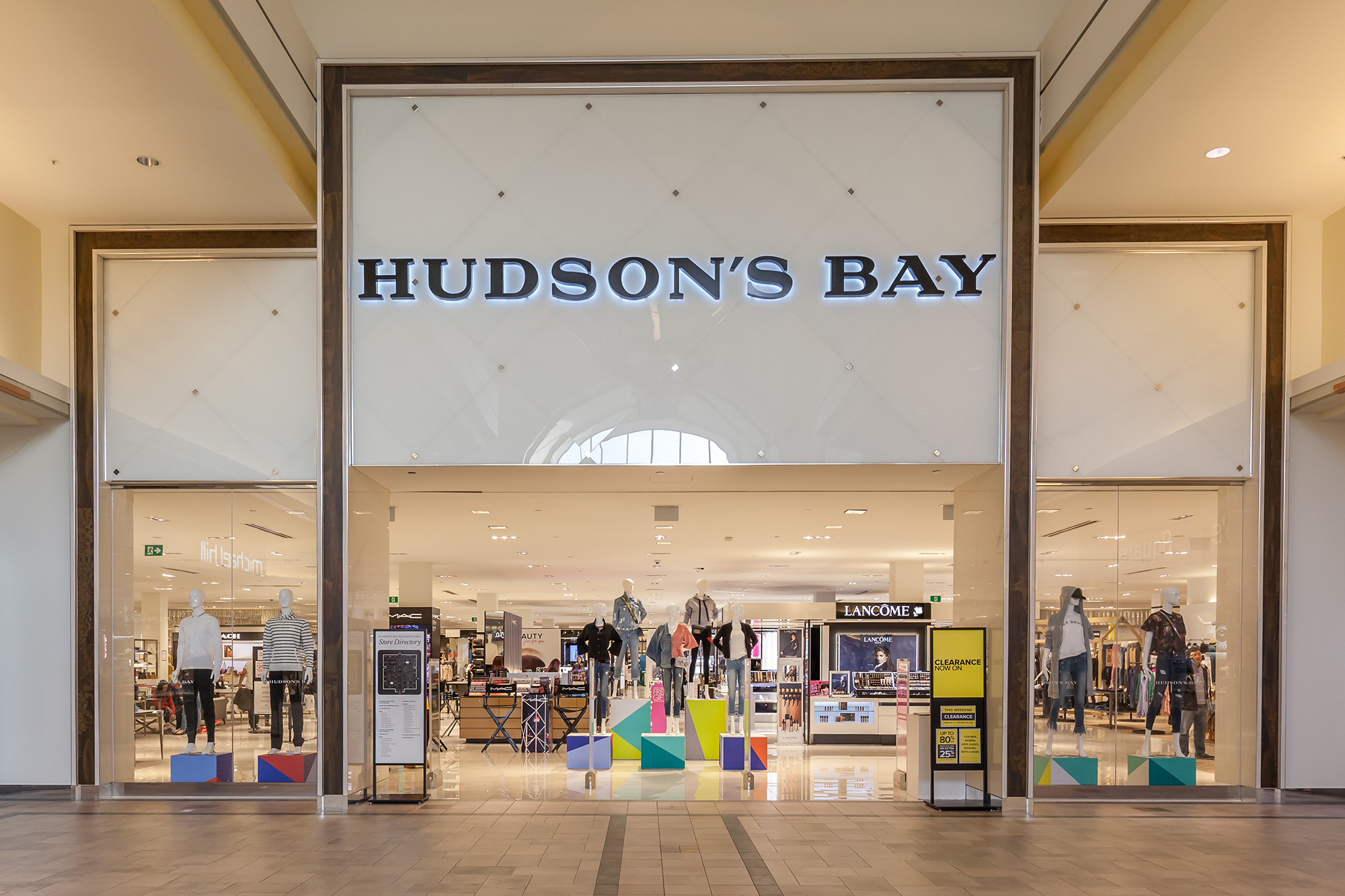 Image of iconic Canadian retail store, Hudson's Bay.